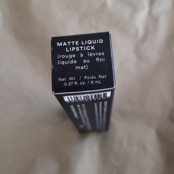 Phase zero liquid lipstick - Picture 3 of 5